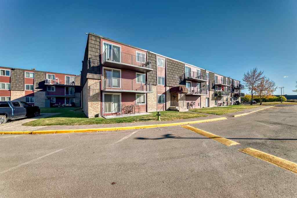MLS® A2263292 - Unit #10D 80 Galbraith Drive SW in Glamorgan Calgary, Residential