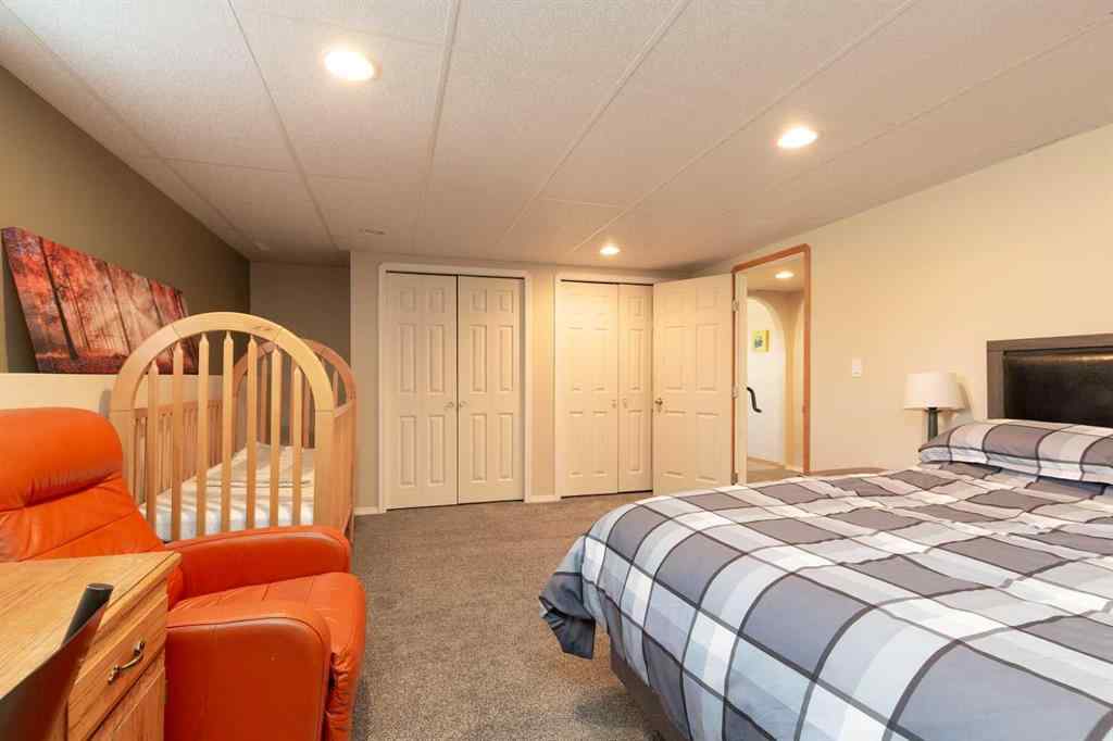 MLS® A2263295 - 1243 Tumbleweed Avenue  in NONE Pincher Creek, Residential