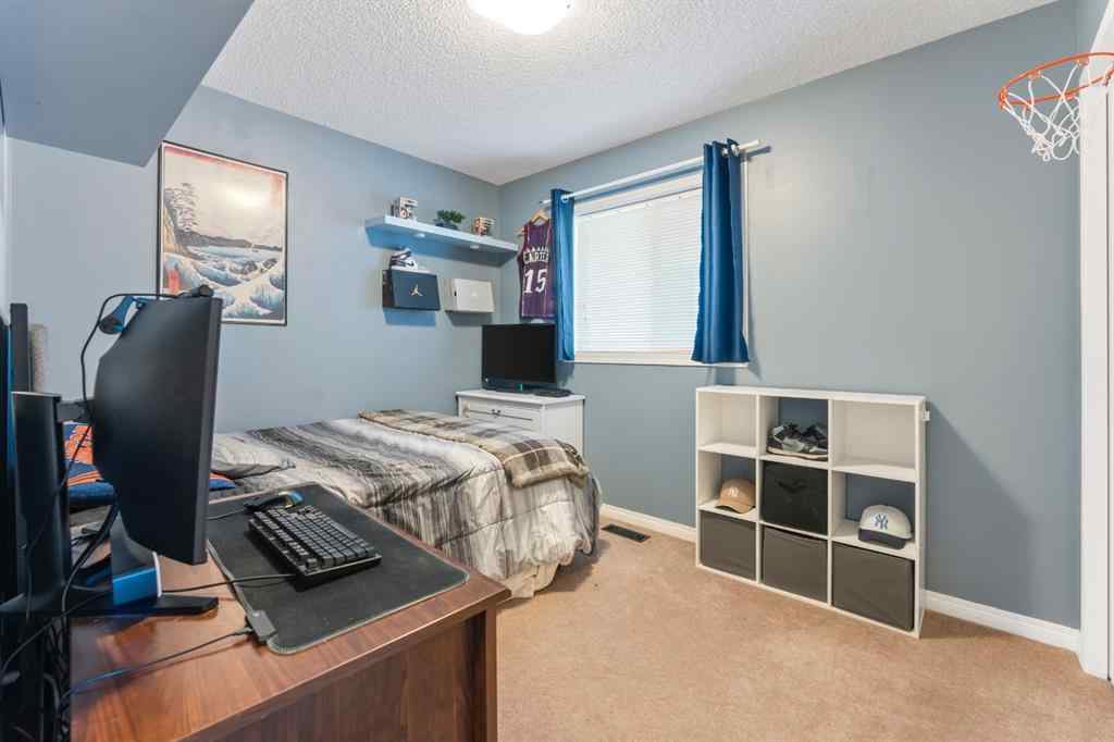 MLS® A2263297 - 133 Auburn Bay View SE in Auburn Bay Calgary, Residential