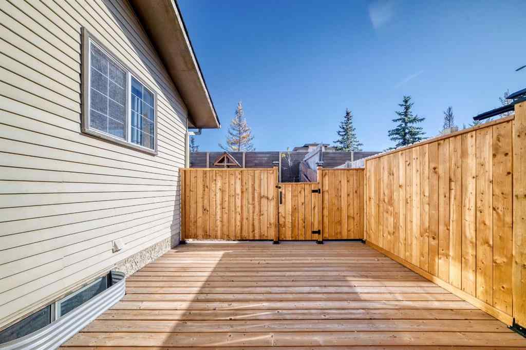 MLS® A2263301 - 40 Glenpatrick Crescent  in Glenbow Cochrane, Residential