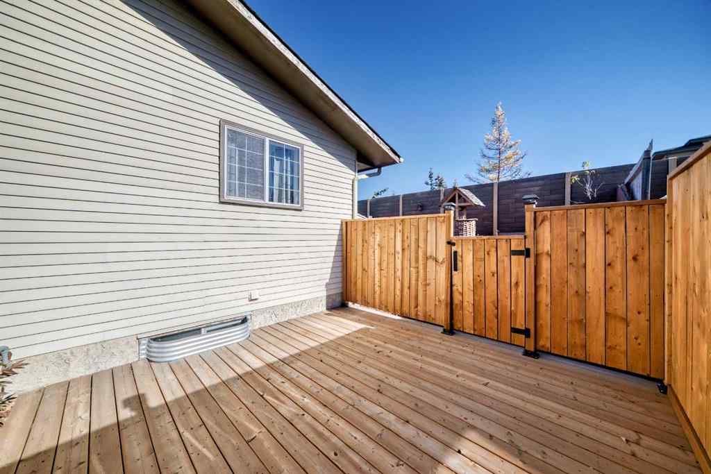 MLS® A2263301 - 40 Glenpatrick Crescent  in Glenbow Cochrane, Residential