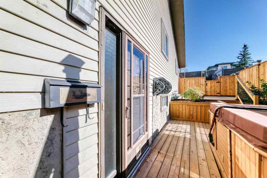 MLS® A2263301 - 40 Glenpatrick Crescent  in Glenbow Cochrane, Residential