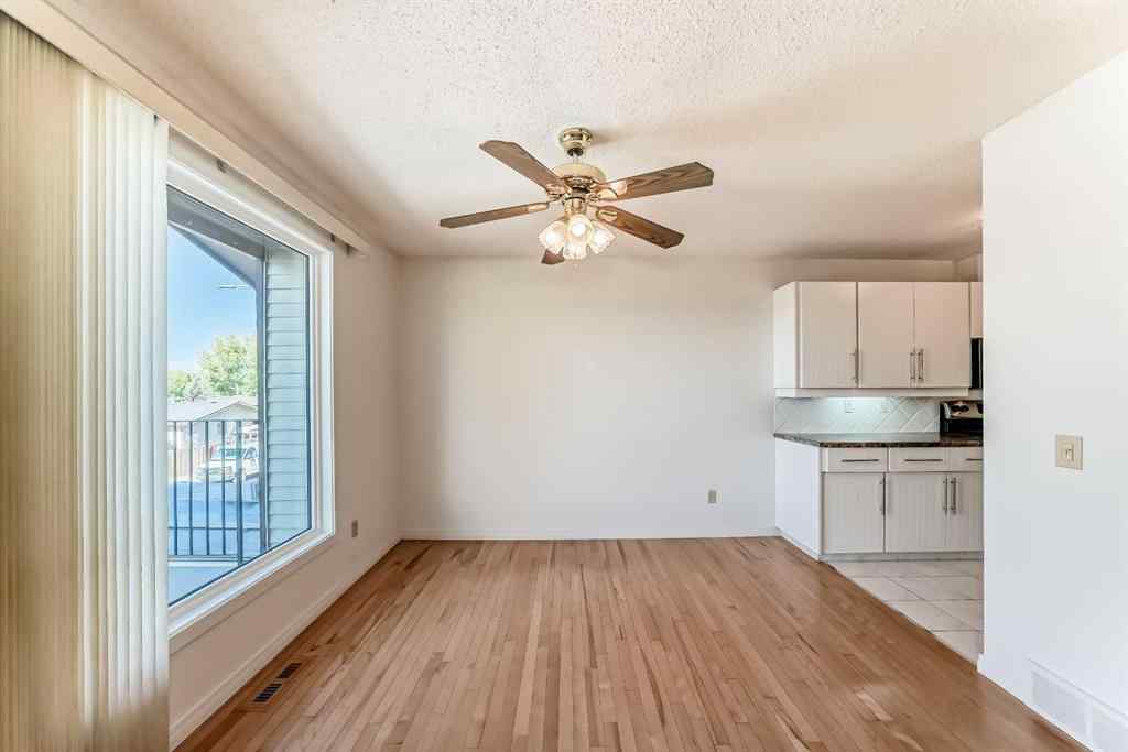 MLS® A2263301 - 40 Glenpatrick Crescent  in Glenbow Cochrane, Residential