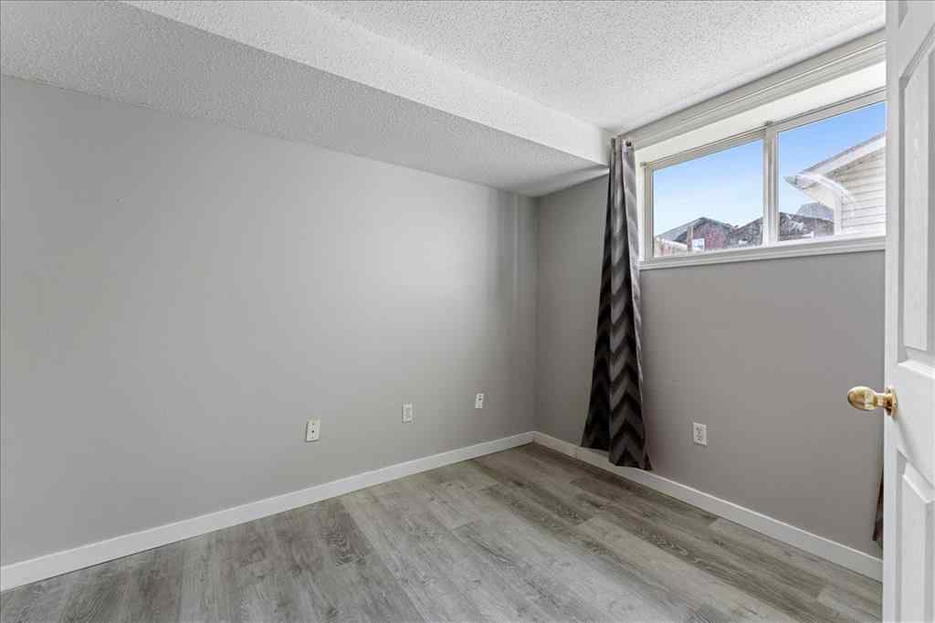 MLS® A2263304 - 29 Martinvalley Place NE in Martindale Calgary, Residential