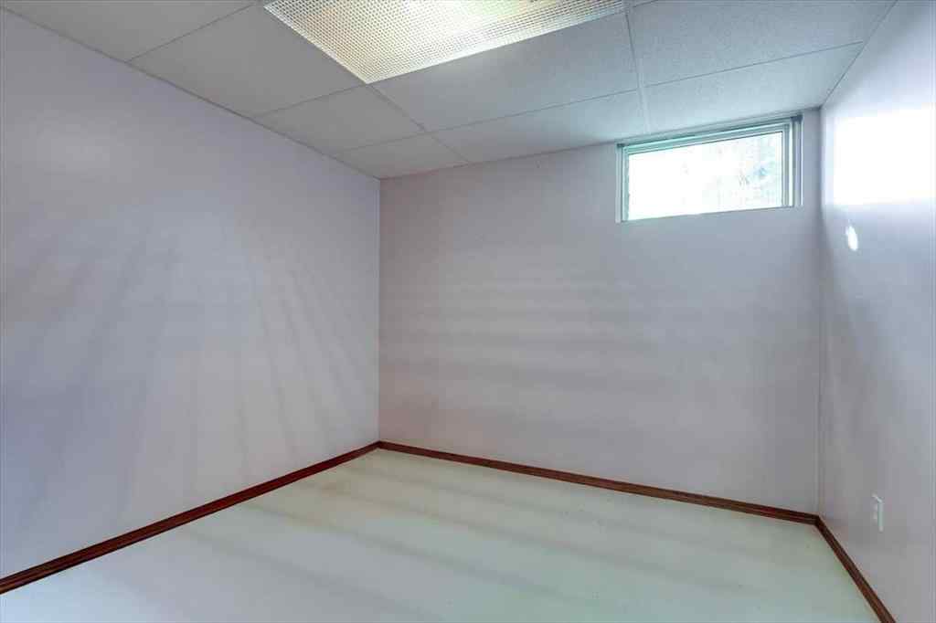 MLS® A2263305 - 433 Regal Crescent  in NONE Trochu, Residential