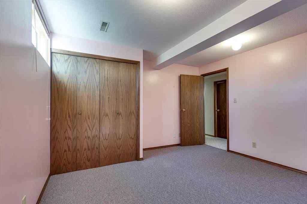 MLS® A2263305 - 433 Regal Crescent  in NONE Trochu, Residential