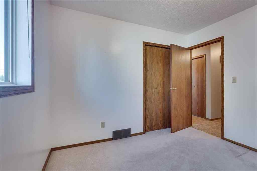 MLS® A2263305 - 433 Regal Crescent  in NONE Trochu, Residential