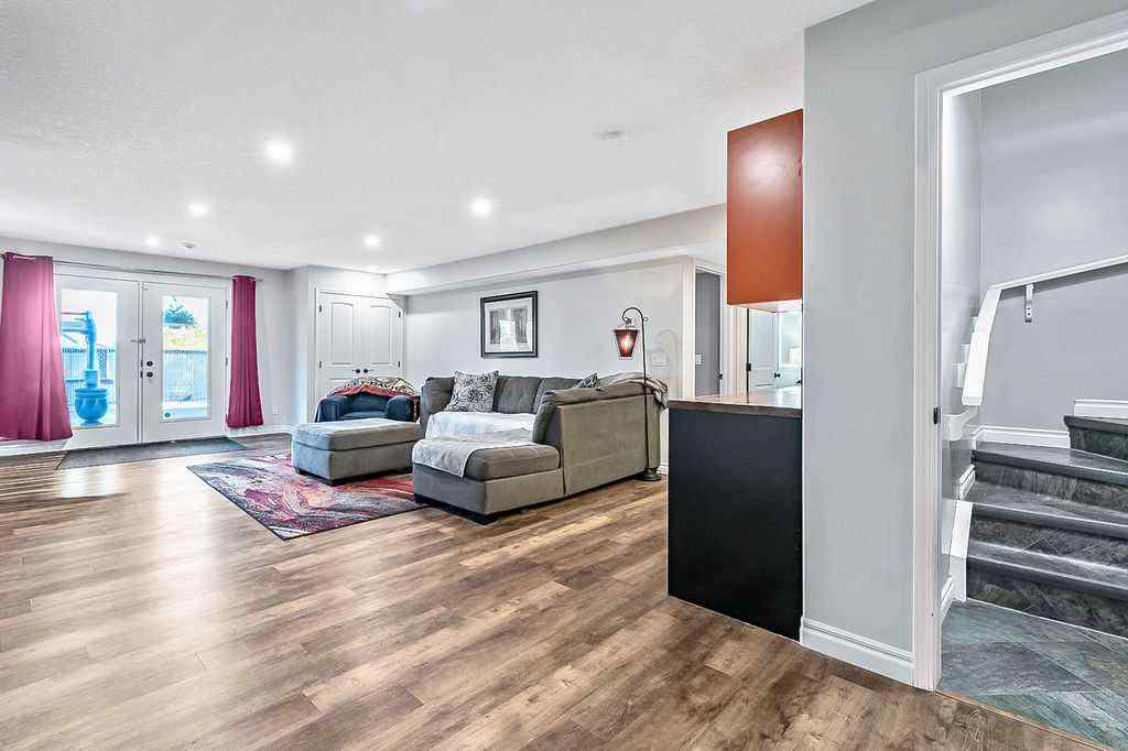 MLS® A2263309 - 317 John Street SW in NONE Diamond Valley, Residential