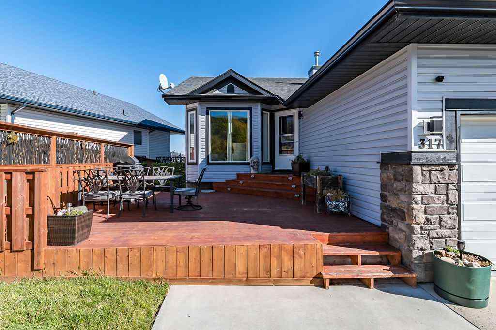 MLS® A2263309 - 317 John Street SW in NONE Diamond Valley, Residential