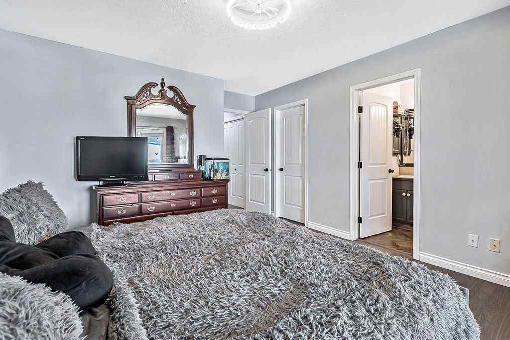 MLS® A2263309 - 317 John Street SW in NONE Diamond Valley, Residential