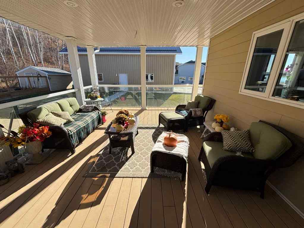 MLS® A2263312 - 11111 99 Street  in South End Peace River, Residential