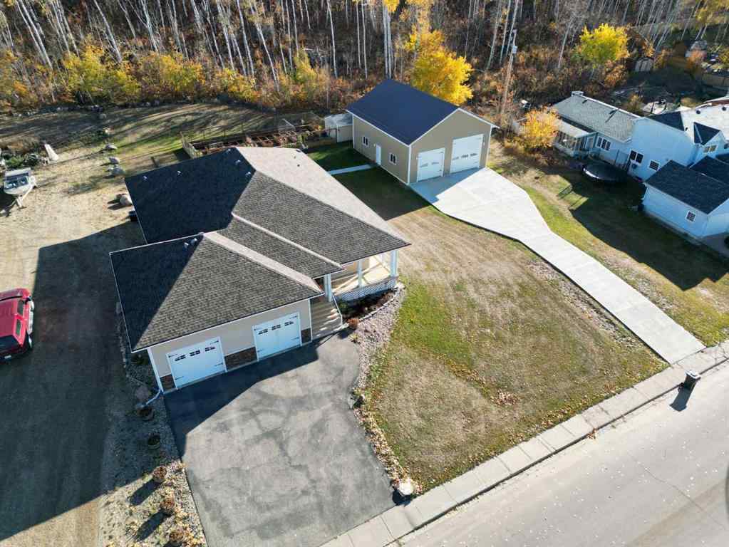 MLS® A2263312 - 11111 99 Street  in South End Peace River, Residential