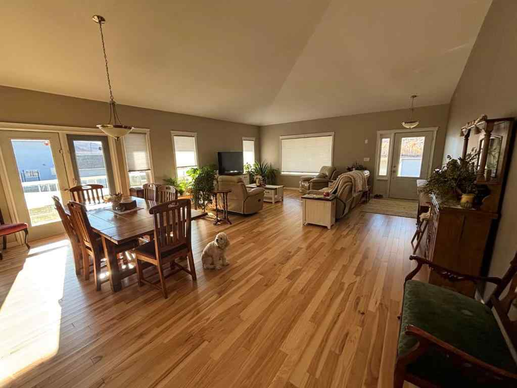 MLS® A2263312 - 11111 99 Street  in South End Peace River, Residential