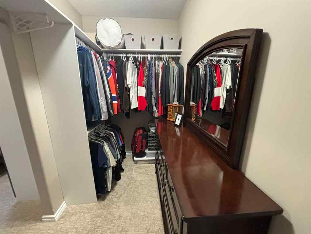 MLS® A2263312 - 11111 99 Street  in South End Peace River, Residential