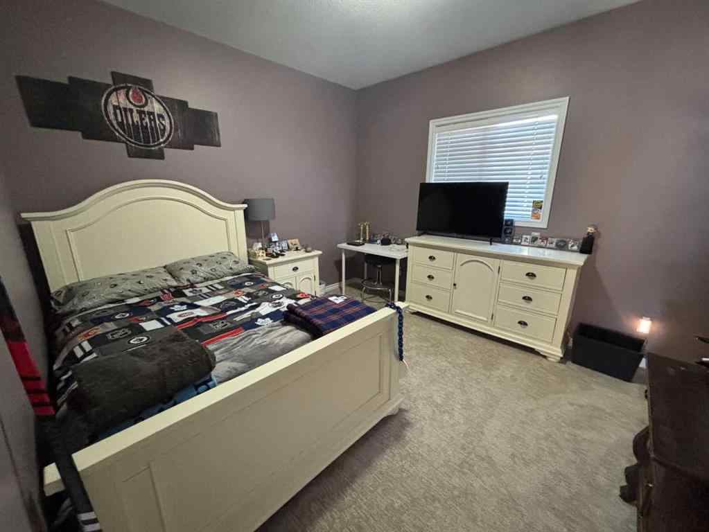 MLS® A2263312 - 11111 99 Street  in South End Peace River, Residential