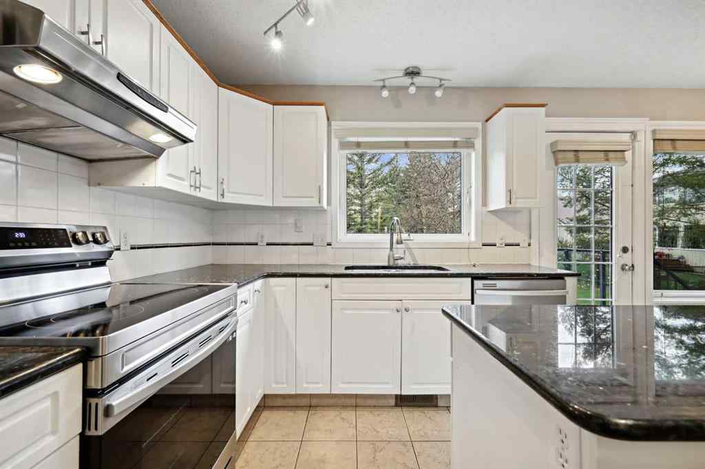 MLS® A2263320 - 26 Hamptons Grove NW in Hamptons Calgary, Residential