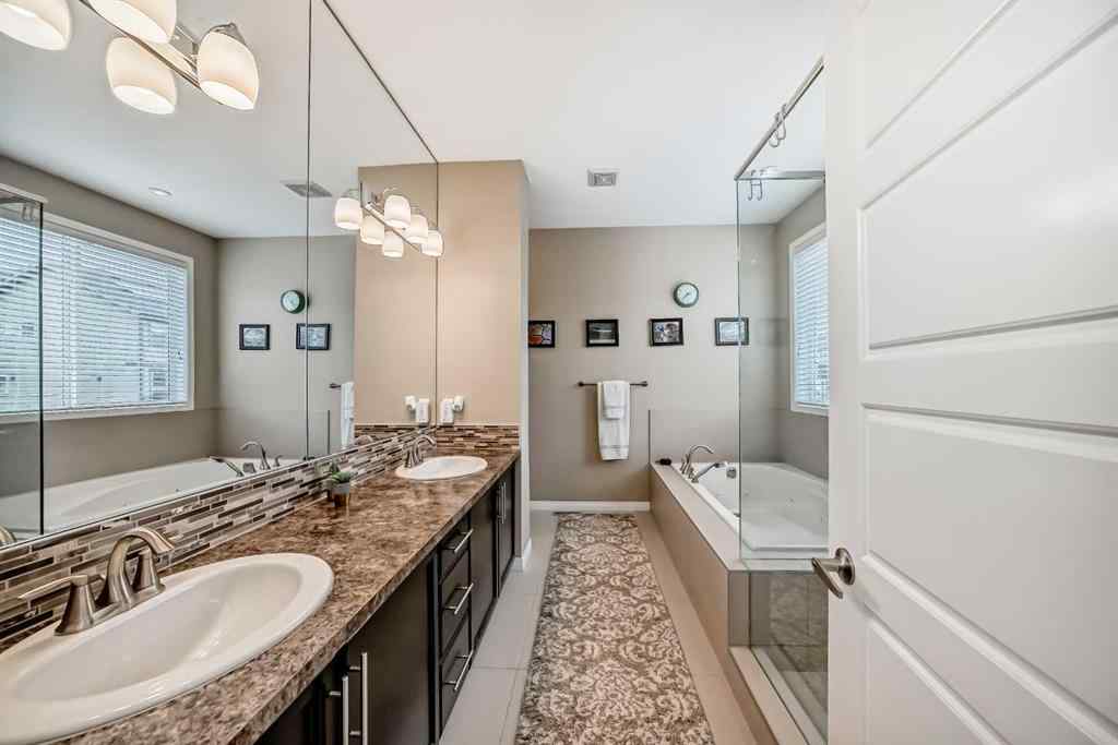 MLS® A2263323 - 132 Waterlily Cove  in Lakepointe Chestermere, Residential