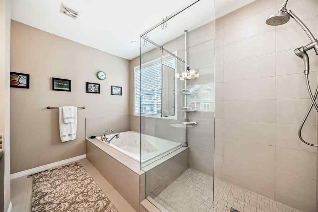 MLS® A2263323 - 132 Waterlily Cove  in Lakepointe Chestermere, Residential