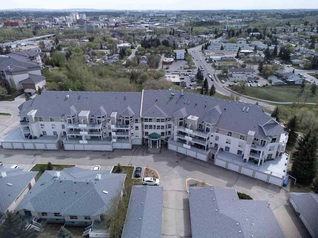 MLS® A2263327 - Unit #111 6118 53 Avenue  in Highland Green Estates Red Deer, Residential