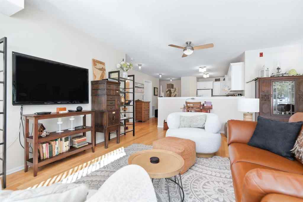 MLS® A2263327 - Unit #111 6118 53 Avenue  in Highland Green Estates Red Deer, Residential