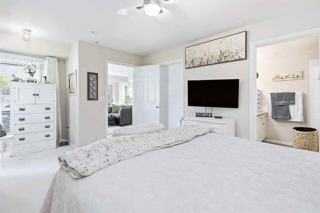 MLS® A2263327 - Unit #111 6118 53 Avenue  in Highland Green Estates Red Deer, Residential