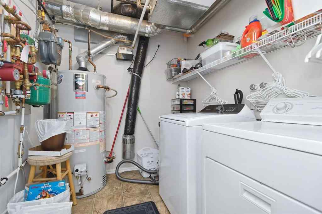 MLS® A2263327 - Unit #111 6118 53 Avenue  in Highland Green Estates Red Deer, Residential