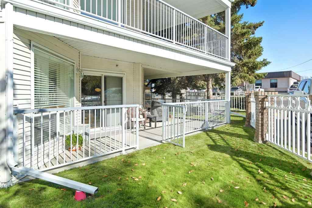 MLS® A2263327 - Unit #111 6118 53 Avenue  in Highland Green Estates Red Deer, Residential