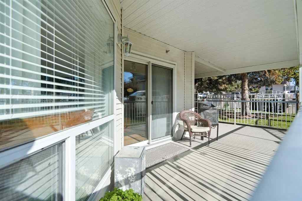 MLS® A2263327 - Unit #111 6118 53 Avenue  in Highland Green Estates Red Deer, Residential