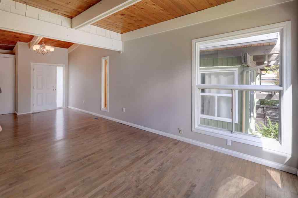 MLS® A2263330 - 531 Sabrina Road SW in Southwood Calgary, Residential