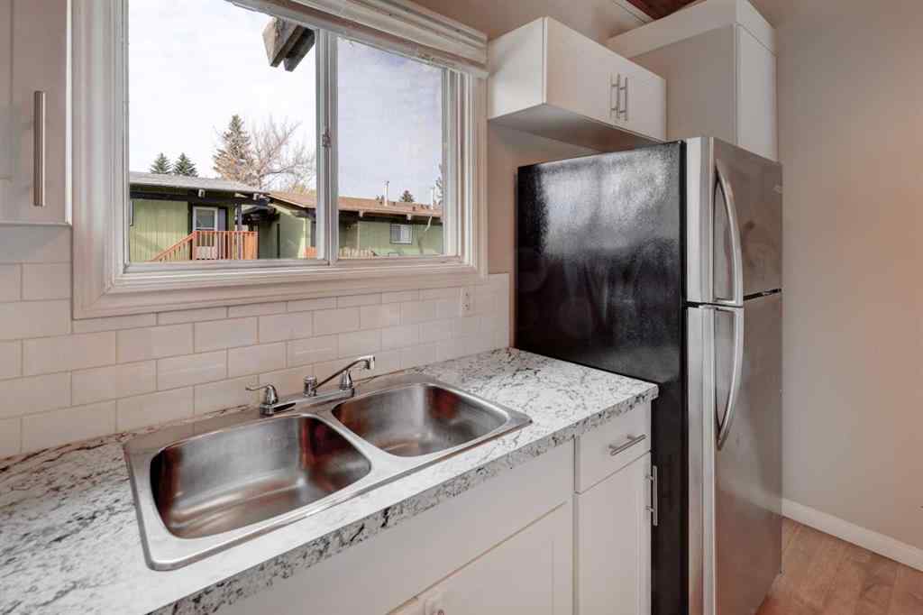 MLS® A2263330 - 531 Sabrina Road SW in Southwood Calgary, Residential