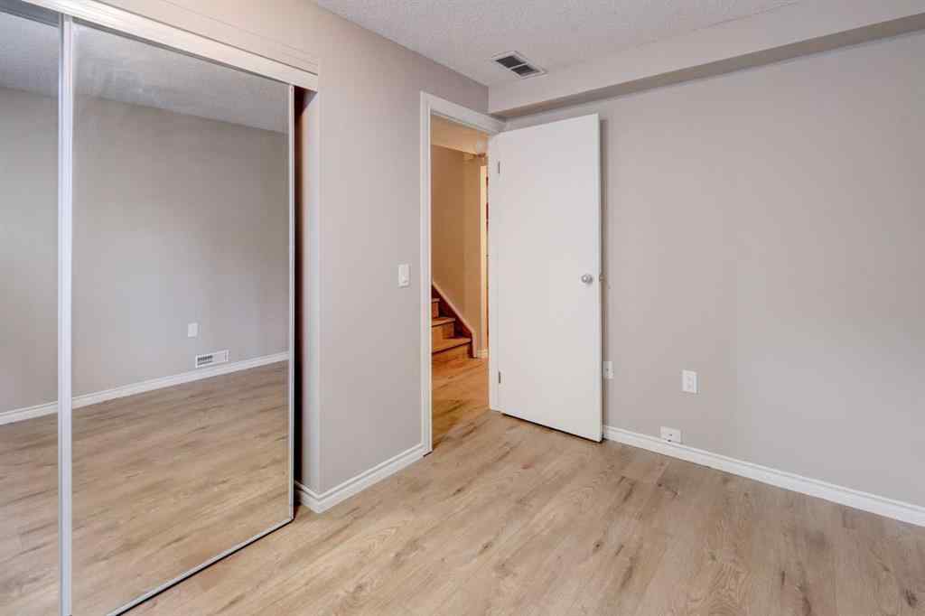 MLS® A2263330 - 531 Sabrina Road SW in Southwood Calgary, Residential