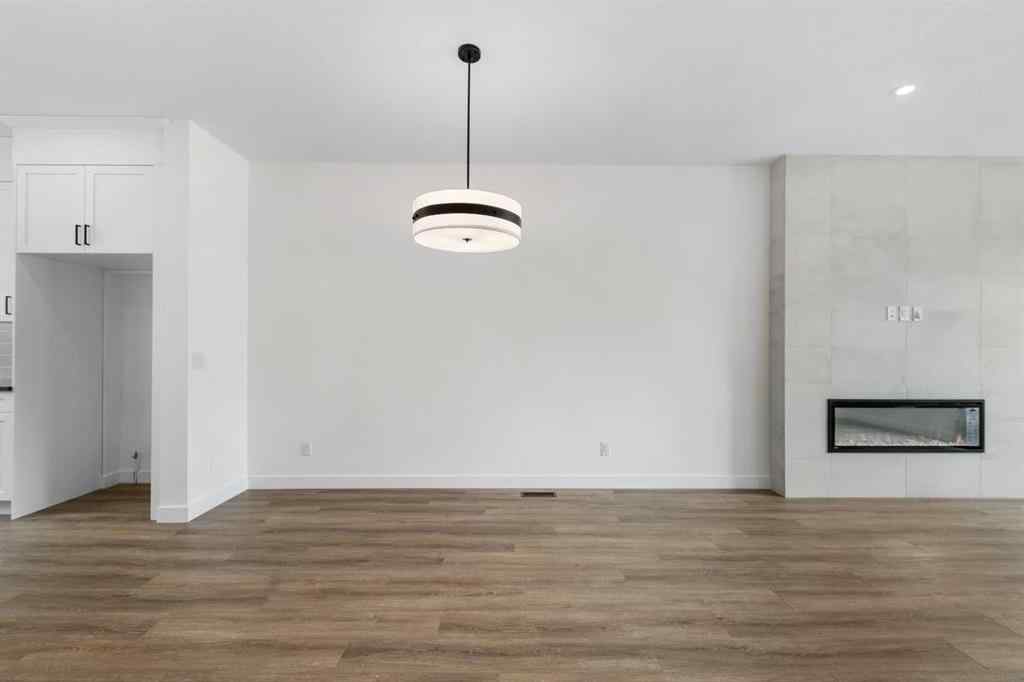 MLS® A2263338 - 437 Hotchkiss Drive SE in Hotchkiss Calgary, Residential