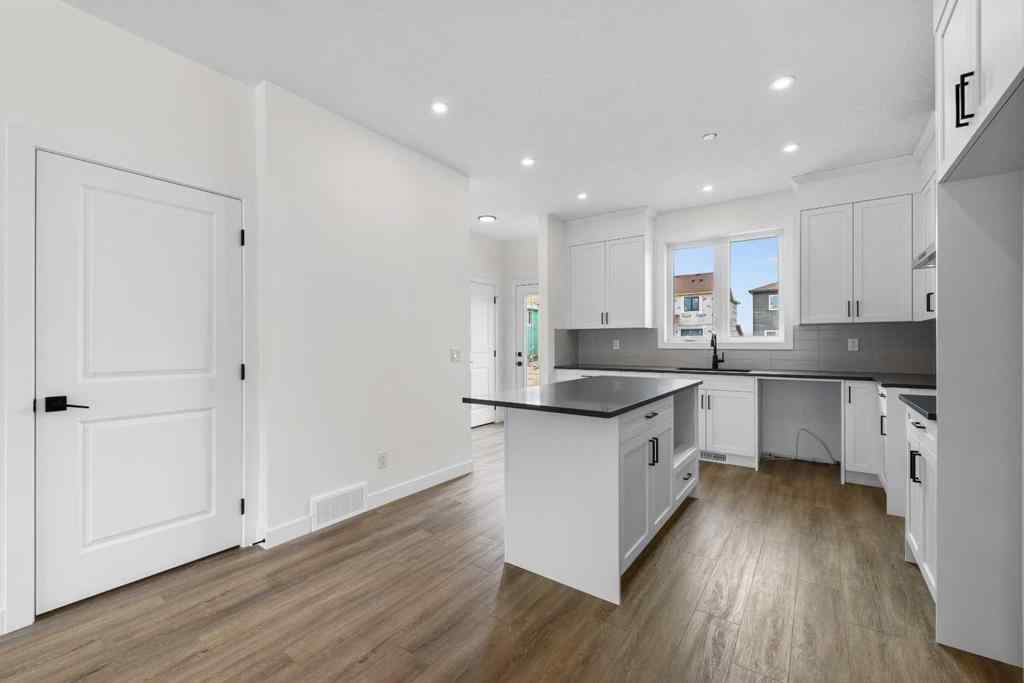 MLS® A2263338 - 437 Hotchkiss Drive SE in Hotchkiss Calgary, Residential