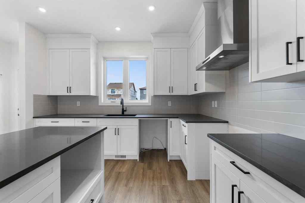 MLS® A2263338 - 437 Hotchkiss Drive SE in Hotchkiss Calgary, Residential