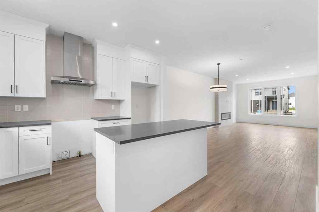 MLS® A2263338 - 437 Hotchkiss Drive SE in Hotchkiss Calgary, Residential