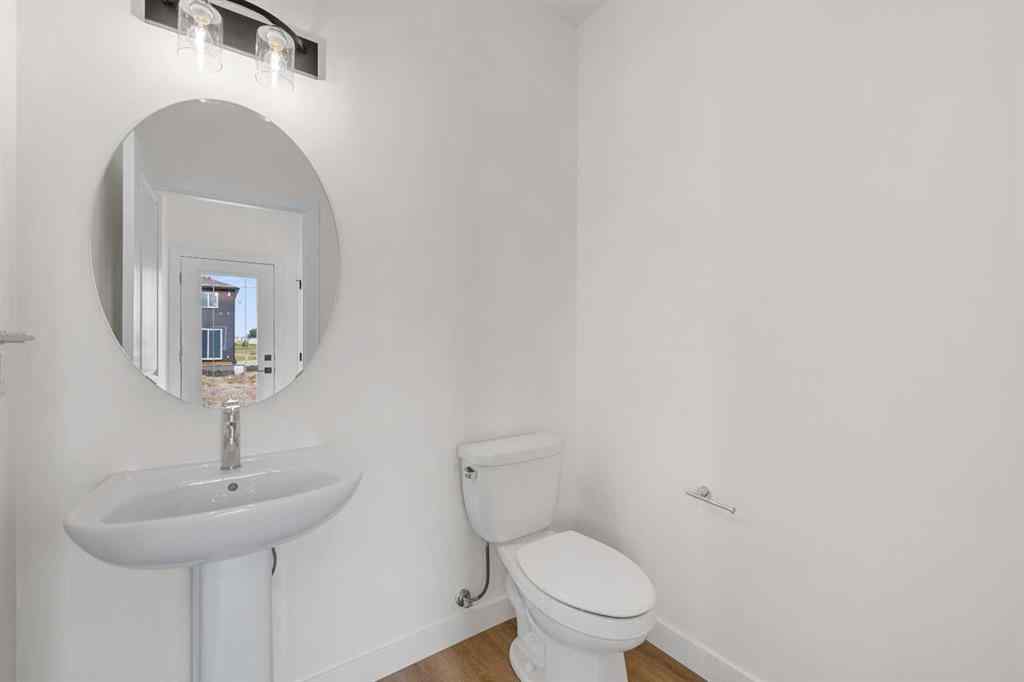 MLS® A2263338 - 437 Hotchkiss Drive SE in Hotchkiss Calgary, Residential