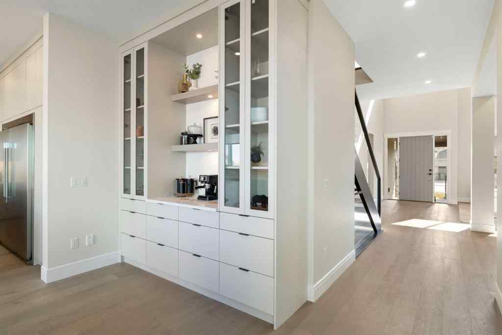 MLS® A2263339 - 232 West Chestermere Drive  in NONE Chestermere, Residential