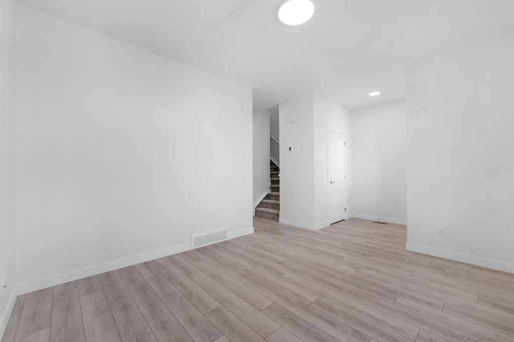 MLS® A2263343 - 477 Hotchkiss Drive SE in Hotchkiss Calgary, Residential