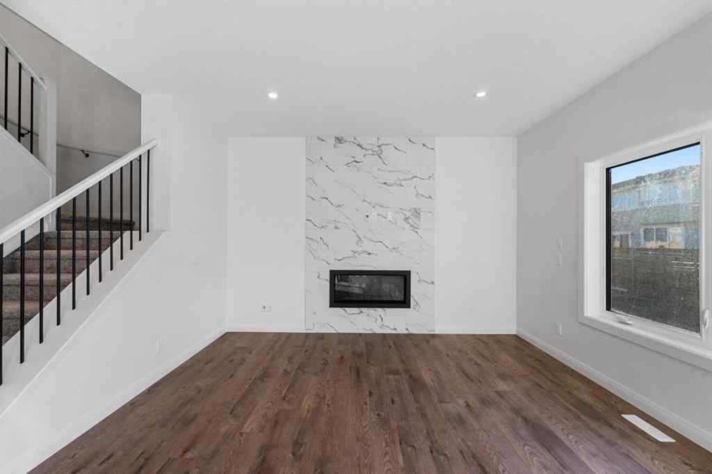 MLS® A2263345 - 95 Dawson Wharf Mount  in Dawson\'s Landing Chestermere, Residential