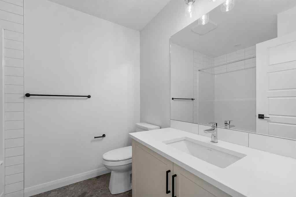 MLS® A2263346 - 260 Dawson Wharf Crescent  in Dawson\'s Landing Chestermere, Residential