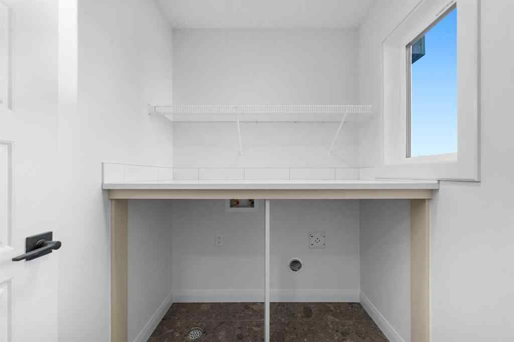 MLS® A2263346 - 260 Dawson Wharf Crescent  in Dawson\'s Landing Chestermere, Residential