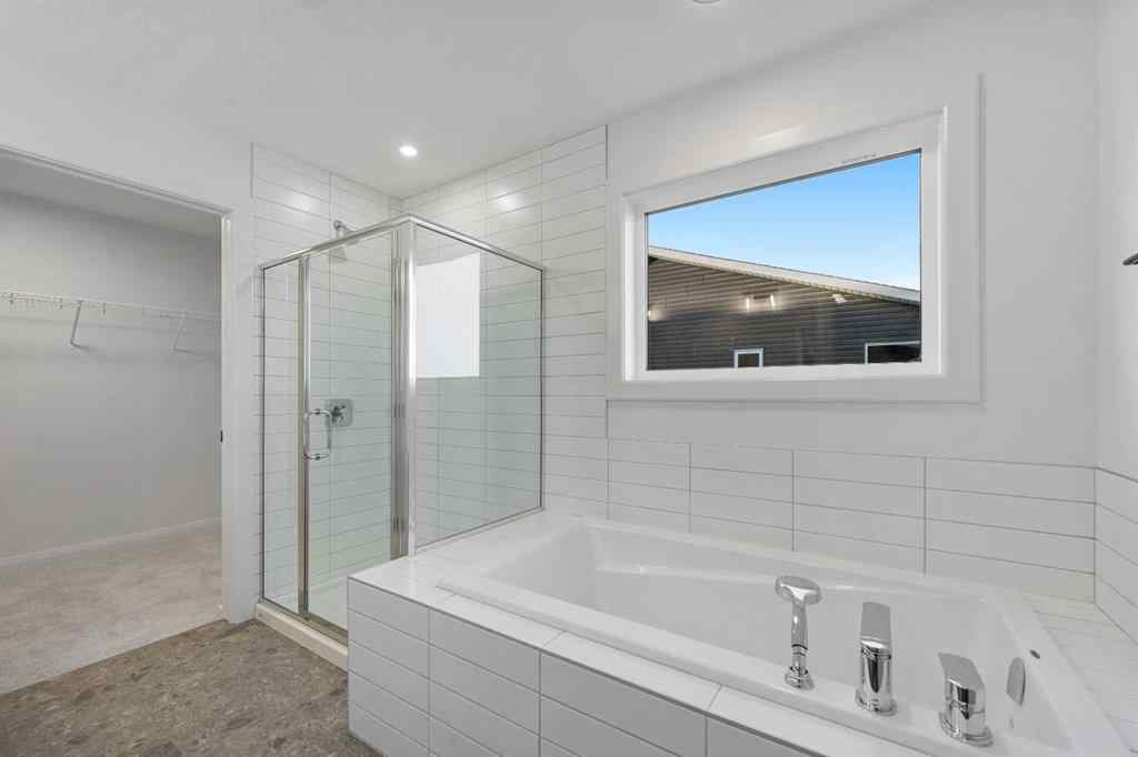 MLS® A2263346 - 260 Dawson Wharf Crescent  in Dawson\'s Landing Chestermere, Residential