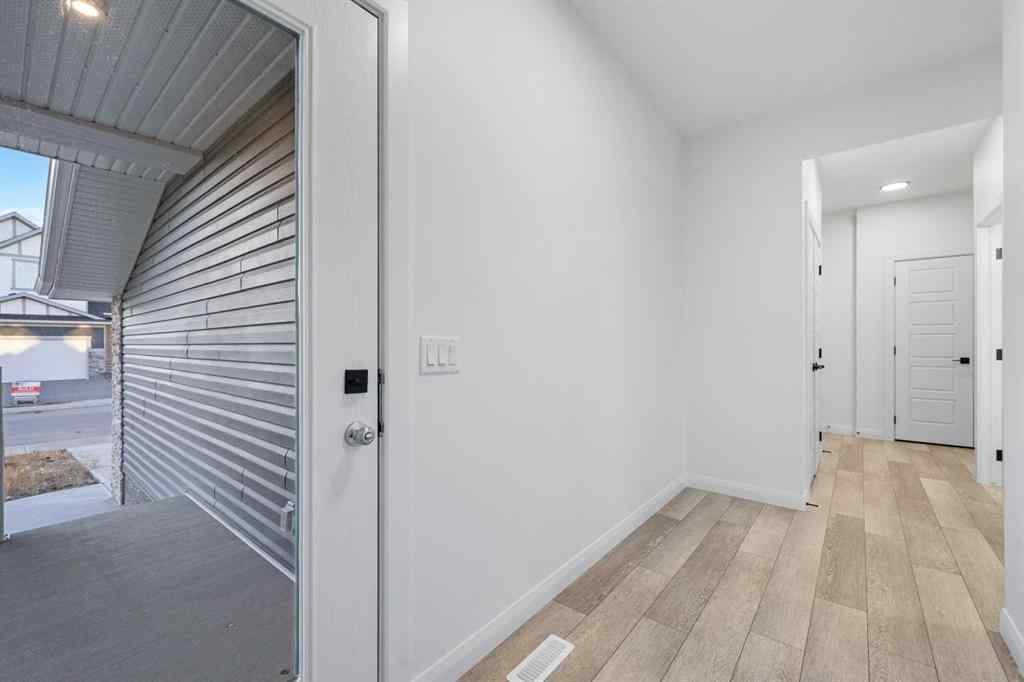 MLS® A2263346 - 260 Dawson Wharf Crescent  in Dawson\'s Landing Chestermere, Residential