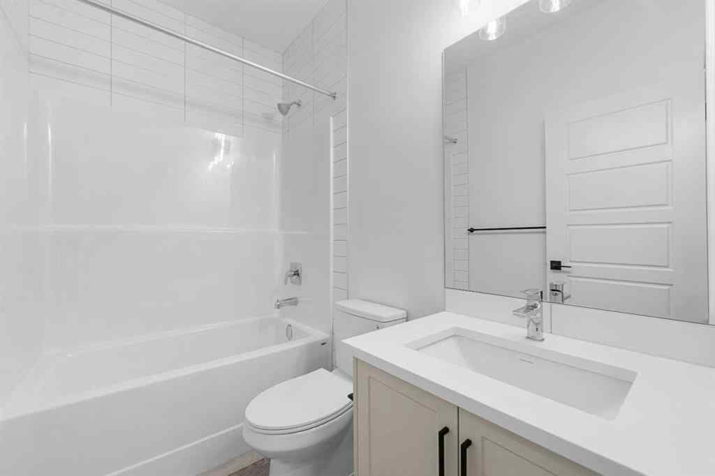 MLS® A2263346 - 260 Dawson Wharf Crescent  in Dawson\'s Landing Chestermere, Residential