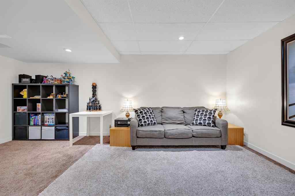 MLS® A2263355 - 104 Stonemere Place  in Westmere Chestermere, Residential