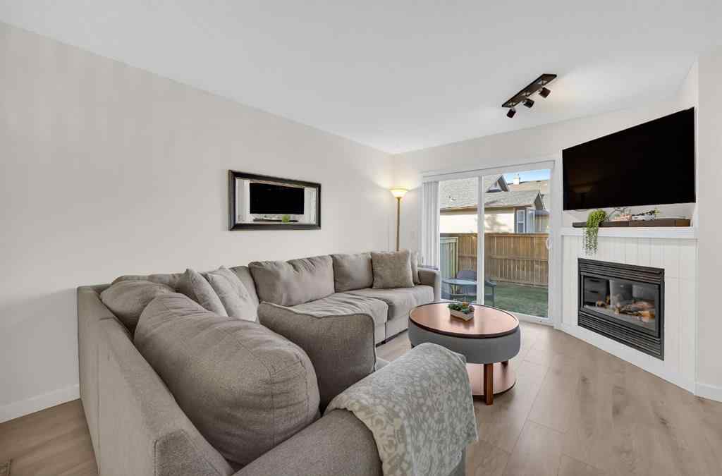 MLS® A2263355 - 104 Stonemere Place  in Westmere Chestermere, Residential