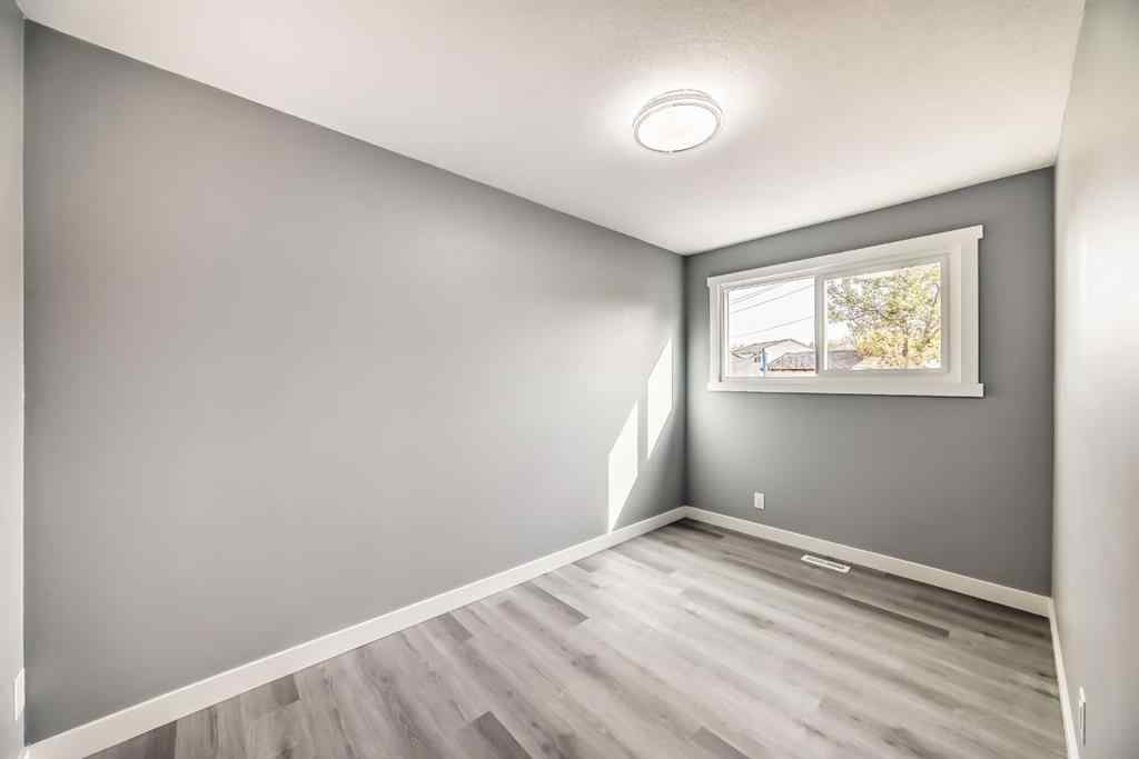 MLS® A2263360 - 19 Rundlelawn Court NE in Rundle Calgary, Residential