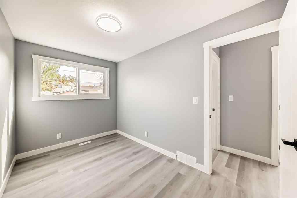 MLS® A2263360 - 19 Rundlelawn Court NE in Rundle Calgary, Residential