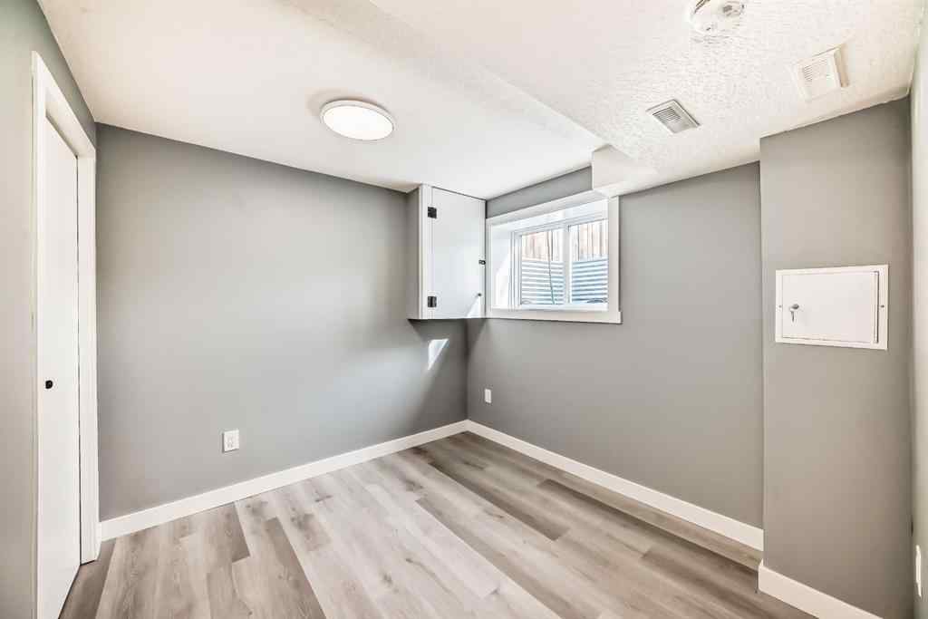 MLS® A2263360 - 19 Rundlelawn Court NE in Rundle Calgary, Residential