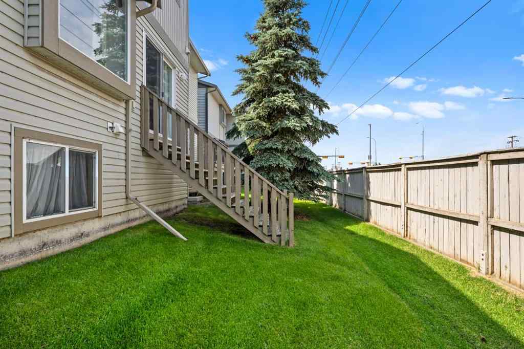 MLS® A2263361 - Unit #702 720 Willowbrook Road NW in Willowbrook Airdrie, Residential
